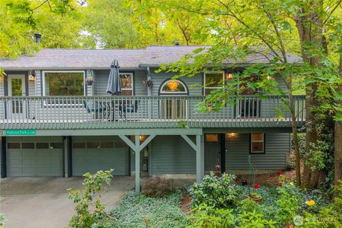 7600 Highland Park Way Sw, Seattle, WA, 98106-2097 | Card Image