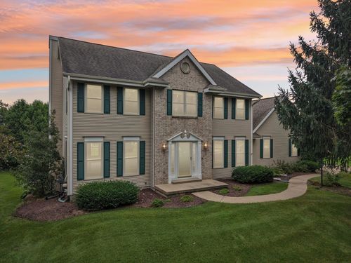 4138 Redtail Pass, MIDDLETON, WI, 53562-5200 | Card Image