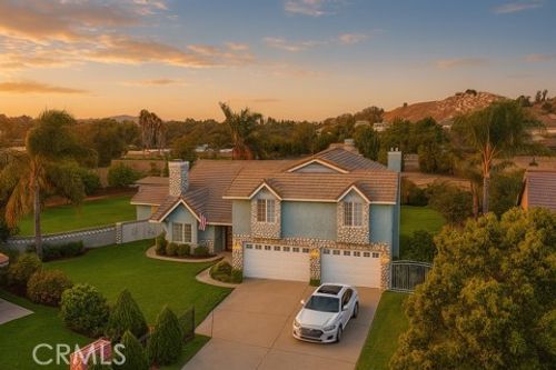 10935 Thrush Dr, Riverside, CA, 92505-2449 | Card Image