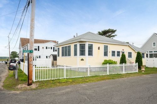 1 Carter Ave, Salisbury, MA, 01952-1723 | Card Image