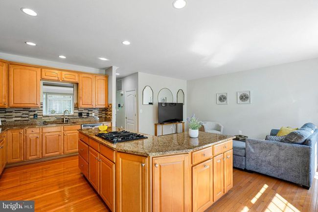 42076 Byrnes View Ter, Townhouse with 3 bedrooms, 4 bathrooms and null parking in ALDIE VA | Image 14