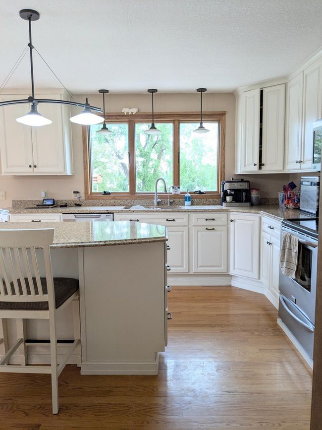 Kitchen | Image 15