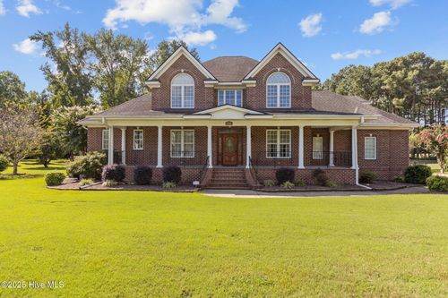 9177 Fox Run Rd, Bailey, NC, 27807-8880 | Card Image