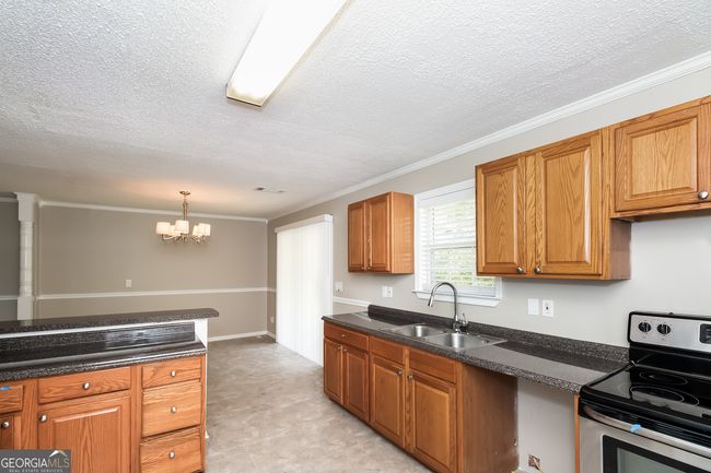 2430 Freeman Rd, House other with 3 bedrooms, 2 bathrooms and null parking in JONESBORO GA | Image 7