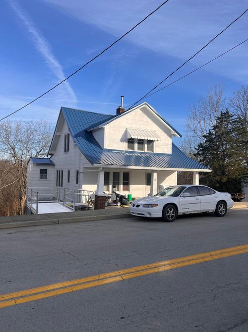 89 S Main St, Mount Olivet, KY, 41064-2033 | Card Image