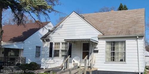 19928 Westphalia St, Detroit, MI, 48205-1749 | Card Image