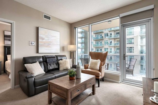 803 - 1320 1 Street Se, Condo with 2 bedrooms, 2 bathrooms and 1 parking in Calgary AB | Image 10