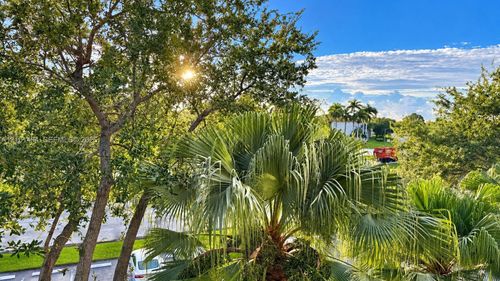308f-800 Sw 131st Ave, Pembroke Pines, FL, 33027-1836 | Card Image