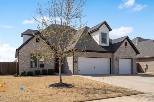 5500 W Lakewood Dr, Rogers, AR, 72758-7008 | Card Image