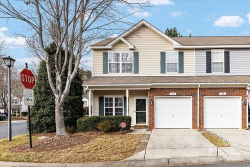 150 Rapids Rd, Fort Mill, SC, 29715-6473 | Card Image