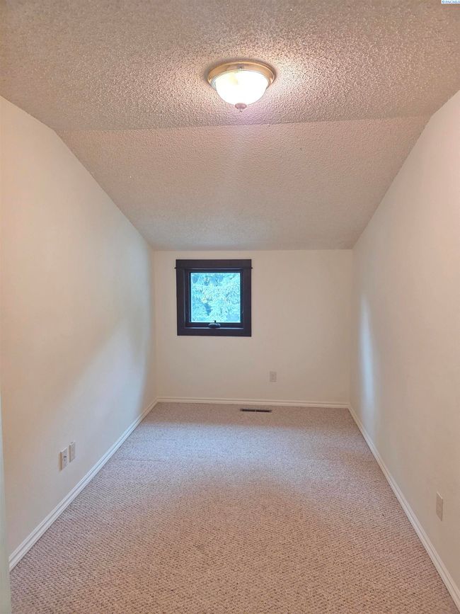 6302 Sand Rd, Home with 4 bedrooms, 3 bathrooms and null parking in Pullman WA | Image 43