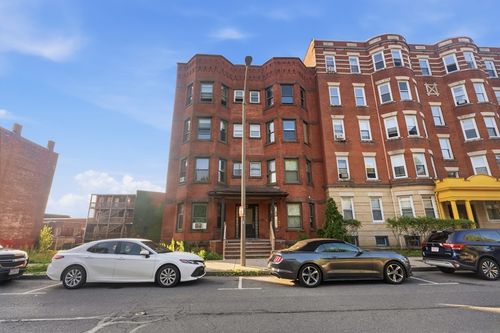 3fl-fl-456 Maple St, Holyoke, MA, 01040-3735 | Card Image