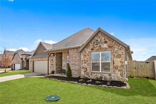 1103 Vista Bell Dr, Cave Springs, AR, 72718-8010 | Card Image