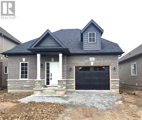 403 Louisa St, Fort Erie, ON, L2A6S7 | Card Image