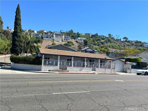 411 S Hewes, Orange, CA, 92869 | Card Image