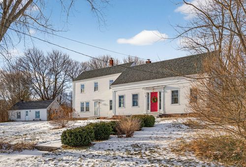 667 Sawyer Street, South Portland, ME, 04106 | Card Image