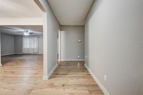 1508 Sequoyah Avenue, Moore, OK, 73160 | Card Image