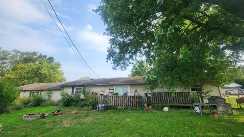 101 Norfolk Dr, Alexandria, IN, 46001-1225 | Card Image