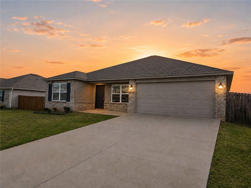 2809 Bauer St, Pea Ridge, AR, 72751-7009 | Card Image