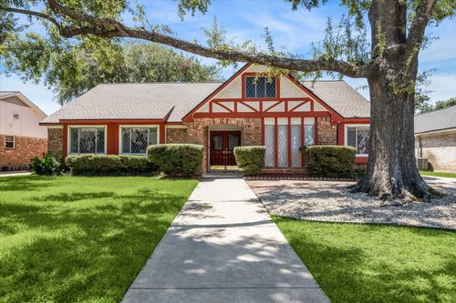 3019 Stetson Ln, Houston, TX, 77043-1317 | Card Image