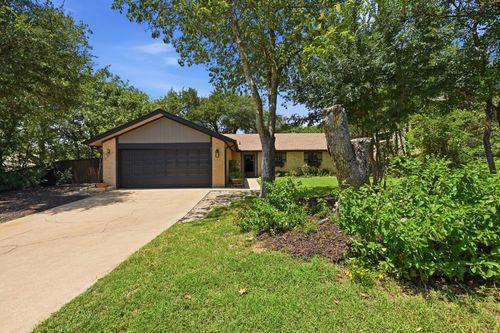 8005 Red Willow Dr, Austin, TX, 78736-1716 | Card Image