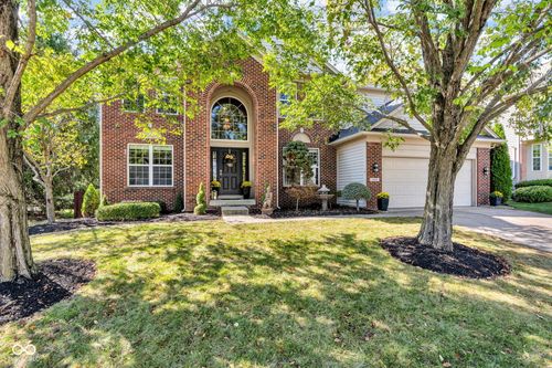5860 Ramsey Dr, Noblesville, IN, 46062-6711 | Card Image