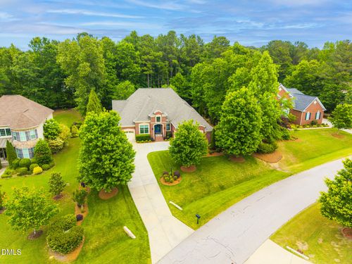 2812 Swift Willow Cir, Raleigh, NC, 27606-4954 | Card Image