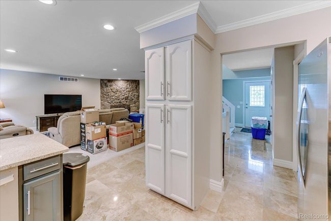 6522 Scenic Pines Ct, Condo with 3 bedrooms, 4 bathrooms and null parking in Clarkston MI | Image 16