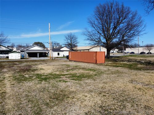 515 Wyandotte Ave, McAlester, OK, 74501-5465 | Card Image