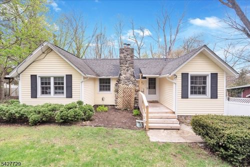 109 Grandview Rd, Highland Lakes, NJ, 07422-2015 | Card Image