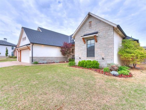 13109 Mackinac Island Dr, Oklahoma City, OK, 73142-8611 | Card Image