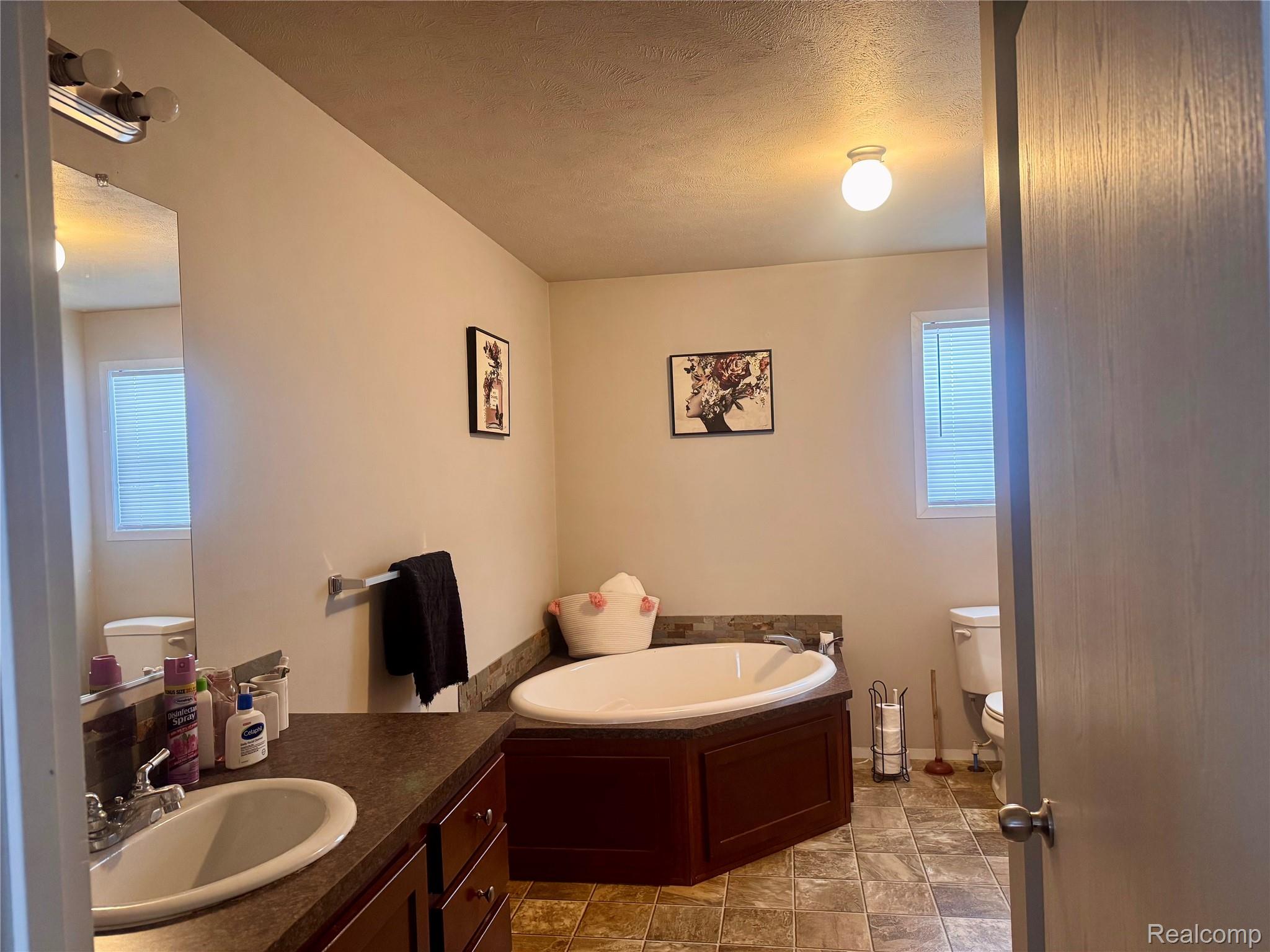 Residential in Auburn Hills 5