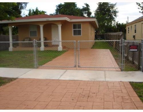 5816 Lincoln St, Hollywood, FL, 33021-5628 | Card Image