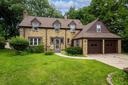 2310 16th Ave, Moline, IL, 61265-3211 | Card Image
