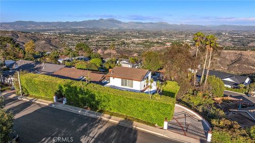 3030 Mountain View Dr, Laguna Beach, CA, 92651-2055 | Card Image