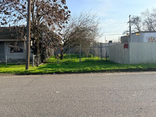 2368 E Weber Avenue, Stockton, CA, 95205 | Card Image