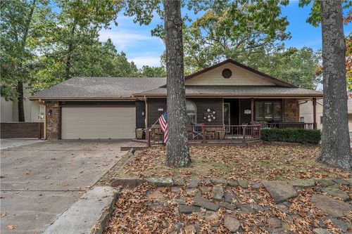 17 Yarmouth Dr, Bella Vista, AR, 72715-2347 | Card Image