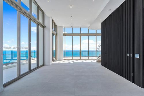 ph-01-17901 Collins Ave, Sunny Isles Beach, FL, 33160 | Card Image