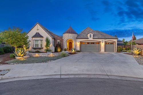3500 W Lark Avenue, Visalia, CA, 93291 | Card Image