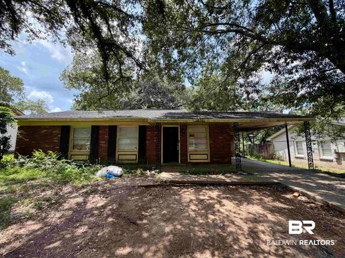 402 La Rose Drive, Mobile, AL, 36609 | Card Image