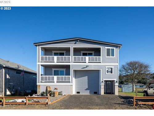 35165 Rueppell Ave, PacificCity, OR, 97135 | Card Image