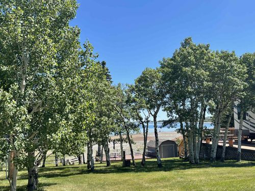 11 W Shore Duck Lake Rd, Babb, MT, 59411-5021 | Card Image