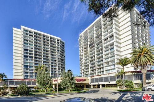 1910b-201 Ocean Ave, Santa Monica, CA, 90402-1479 | Card Image