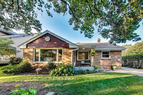 170 Eastview Ave, Crystal Lake, IL, 60014-6019 | Card Image