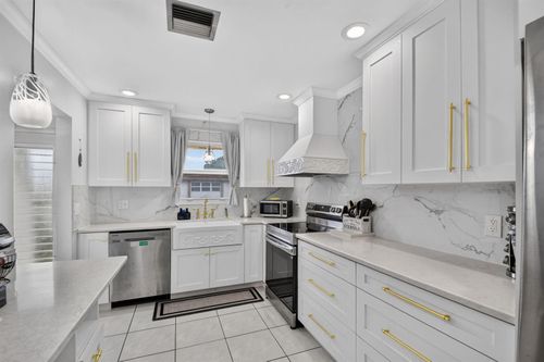 109-5780 Fernley Dr W, West Palm Beach, FL, 33415-8306 | Card Image