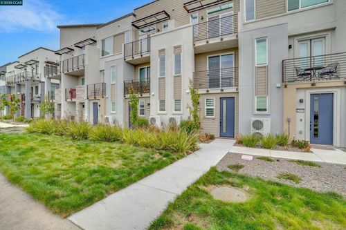 2816 Cathwood Ln, Alameda, CA, 94501 | Card Image