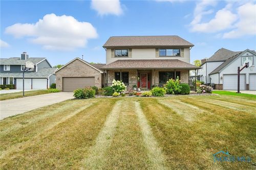 1616 Oakwood Ct, Bowling Green, OH, 43402-1418 | Card Image