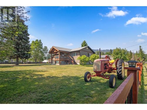 4772 Burns Ave, Canal Flats, BC, V0B1B0 | Card Image