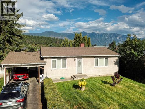 510 12 Ave N, Creston, BC, V0B1G4 | Card Image