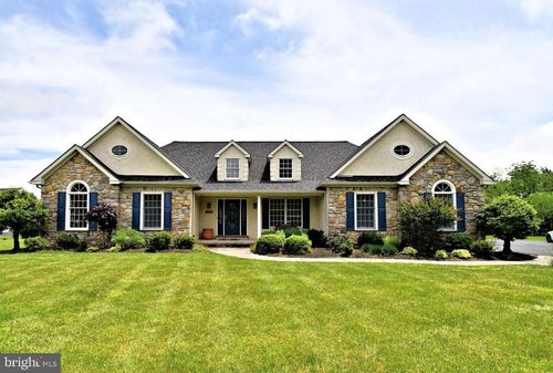 3043 Woodlyn Ave, EAGLEVILLE, PA, 19403-4520 | Card Image